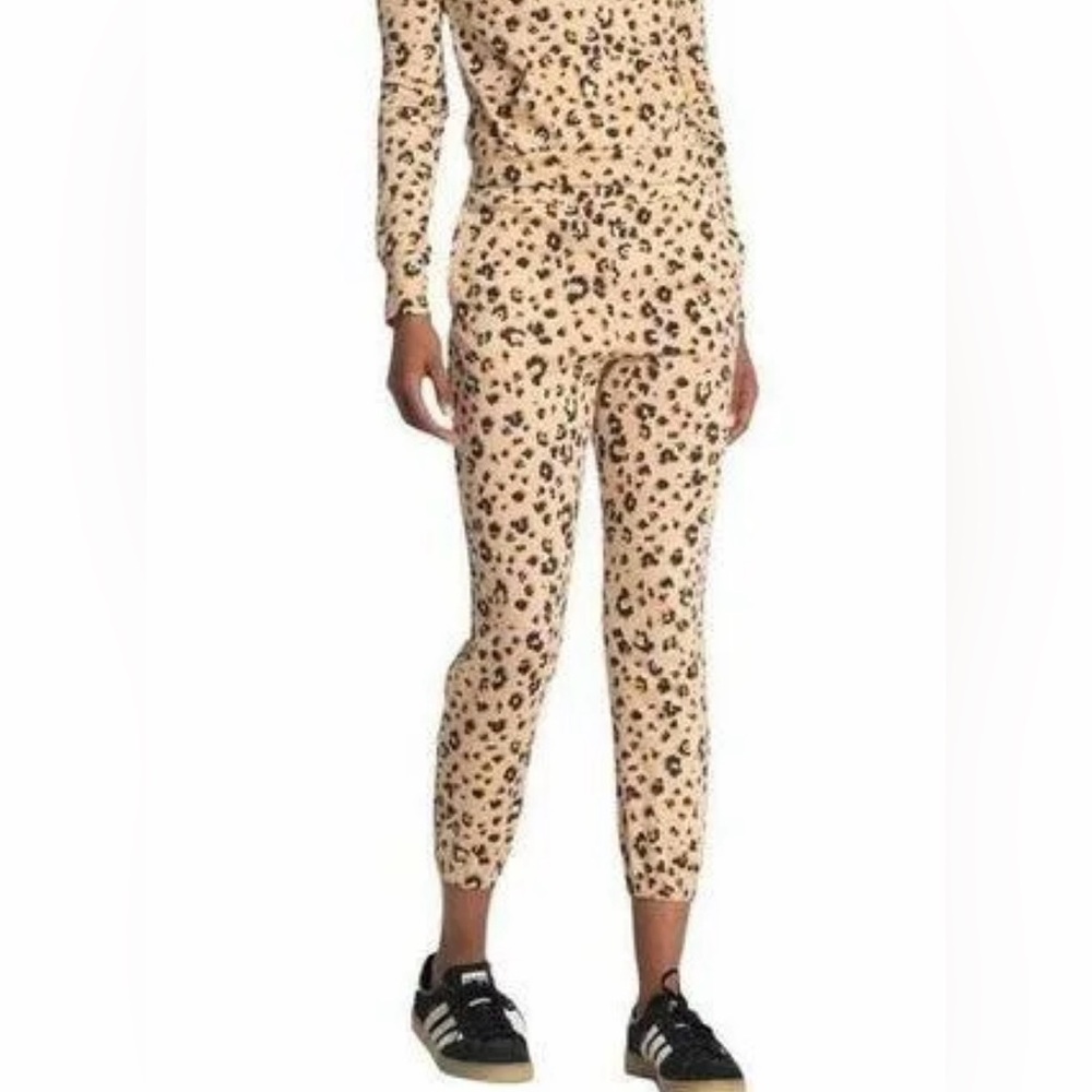 Love Fire Cozy Leopard Animal Print Womens Joggers - XL